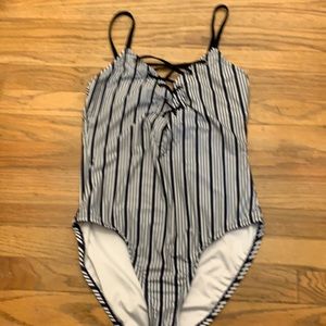 New Nautica one piece navy white swimsuit XL